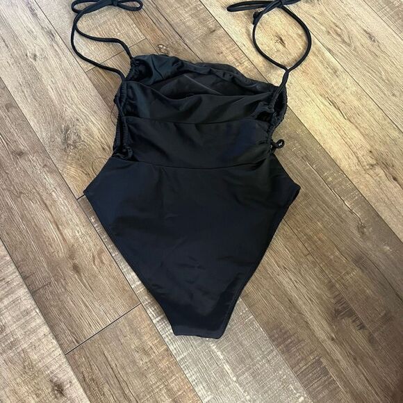 Lulus 1pc bikini swimsuit size s - Picture 2 of 6